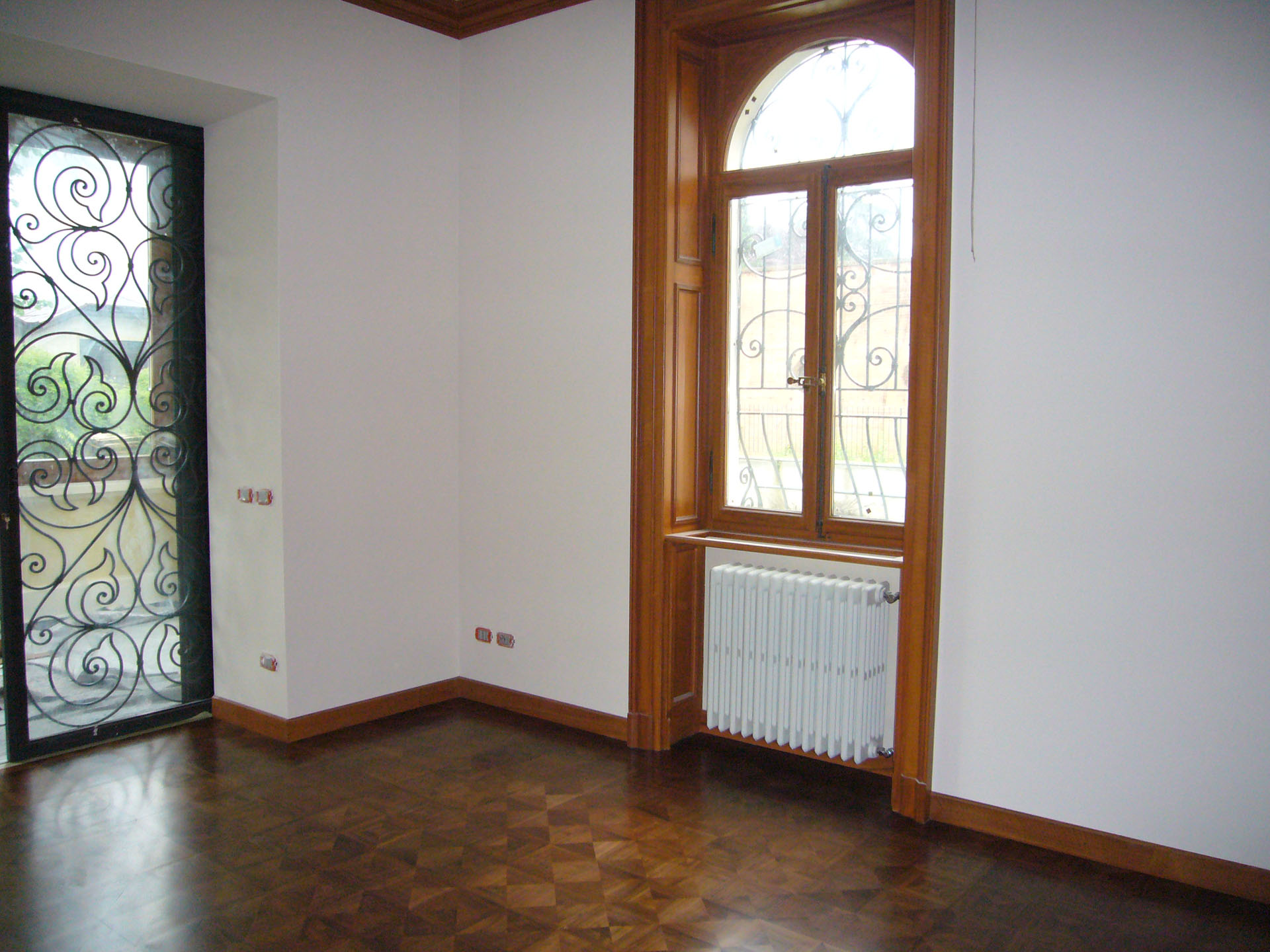 https://www.boschigrugni.it/caricamenti/2022/03/Casa-L-Domodossola-P1040336_boschi-grugni.jpg